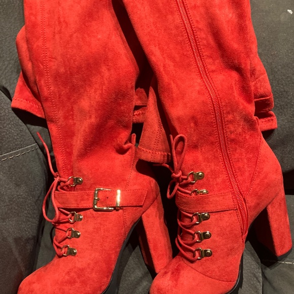 Thigh High Heeled Woman’s Red Suede Boots Size7 - Picture 4 of 12
